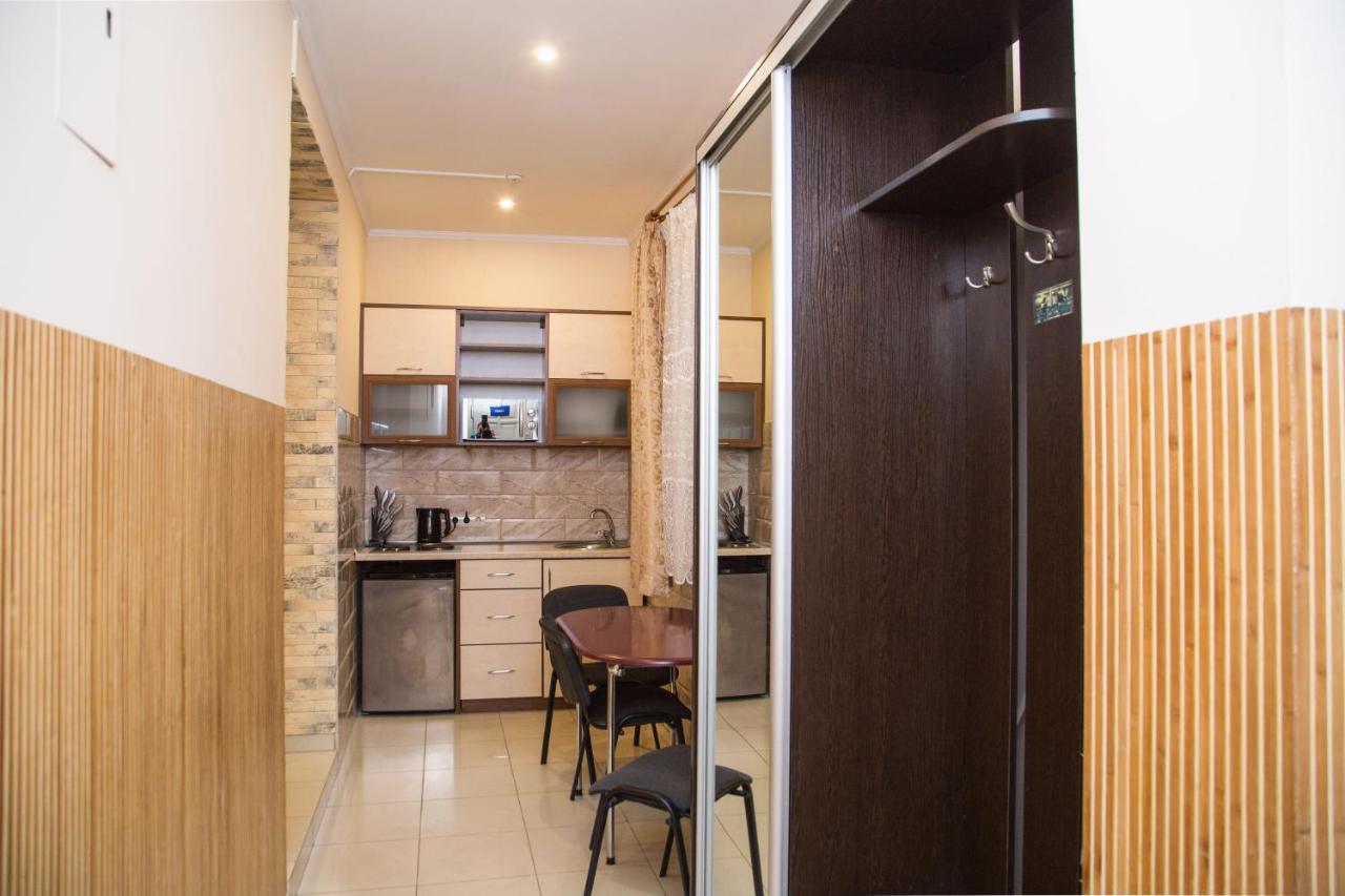 Economy Express Voyage Otel Lviv