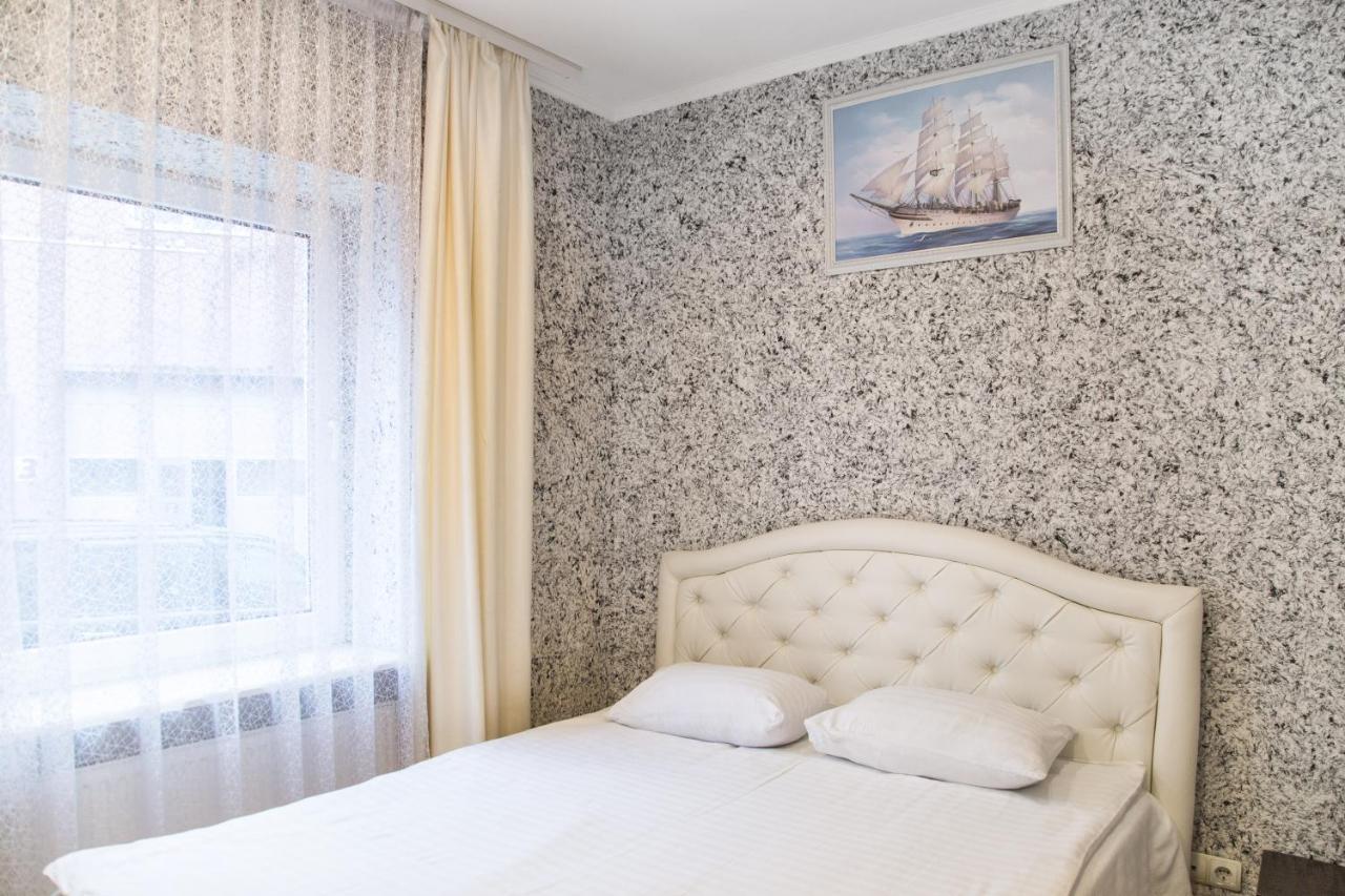 Economy Express Voyage Otel Lviv