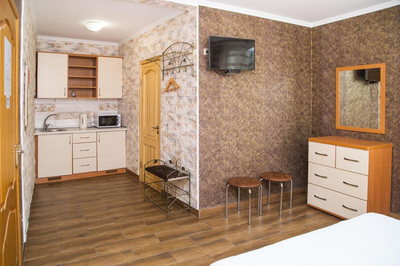 Economy Express Voyage 酒店 Lviv
